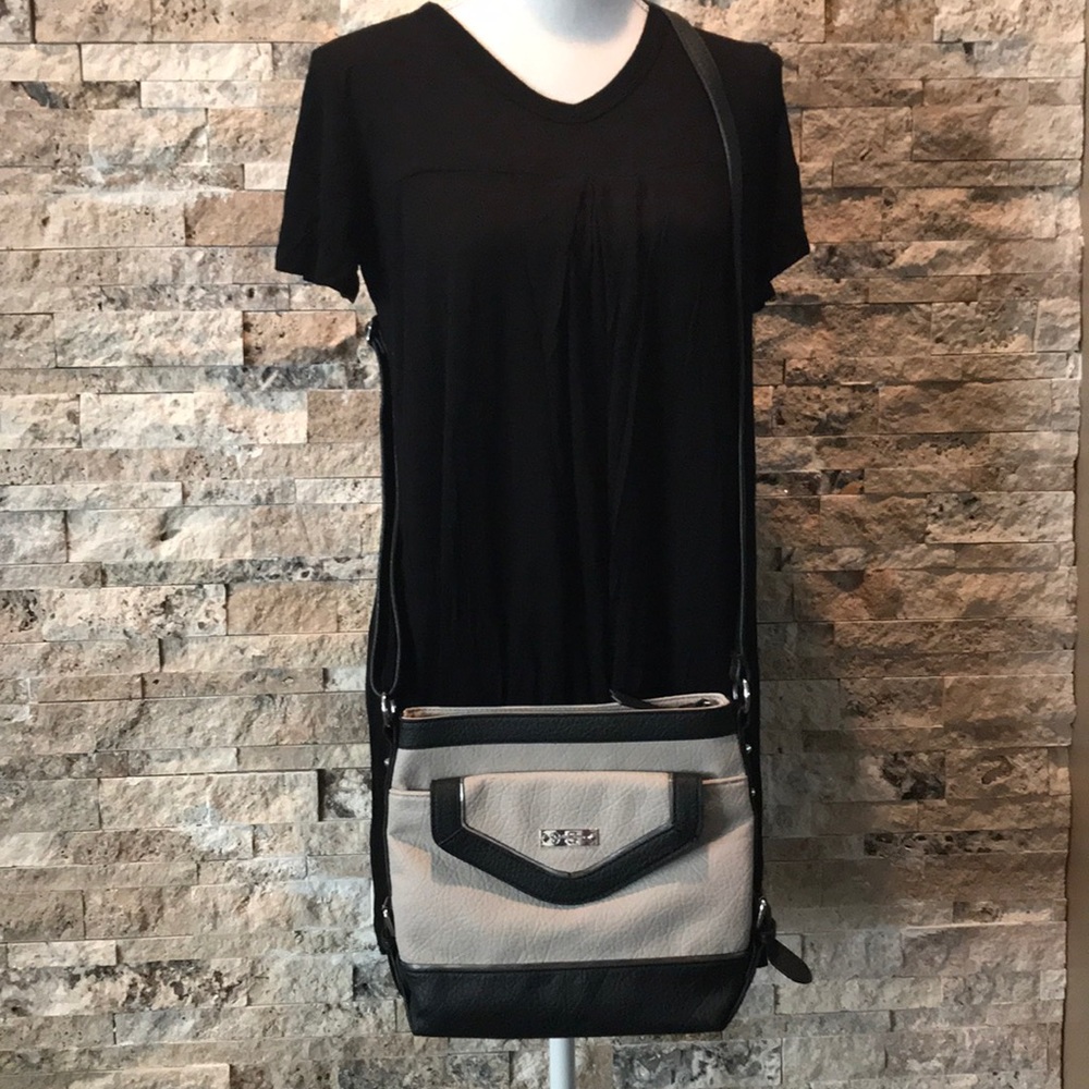 Jessica Simpson crossbody purse